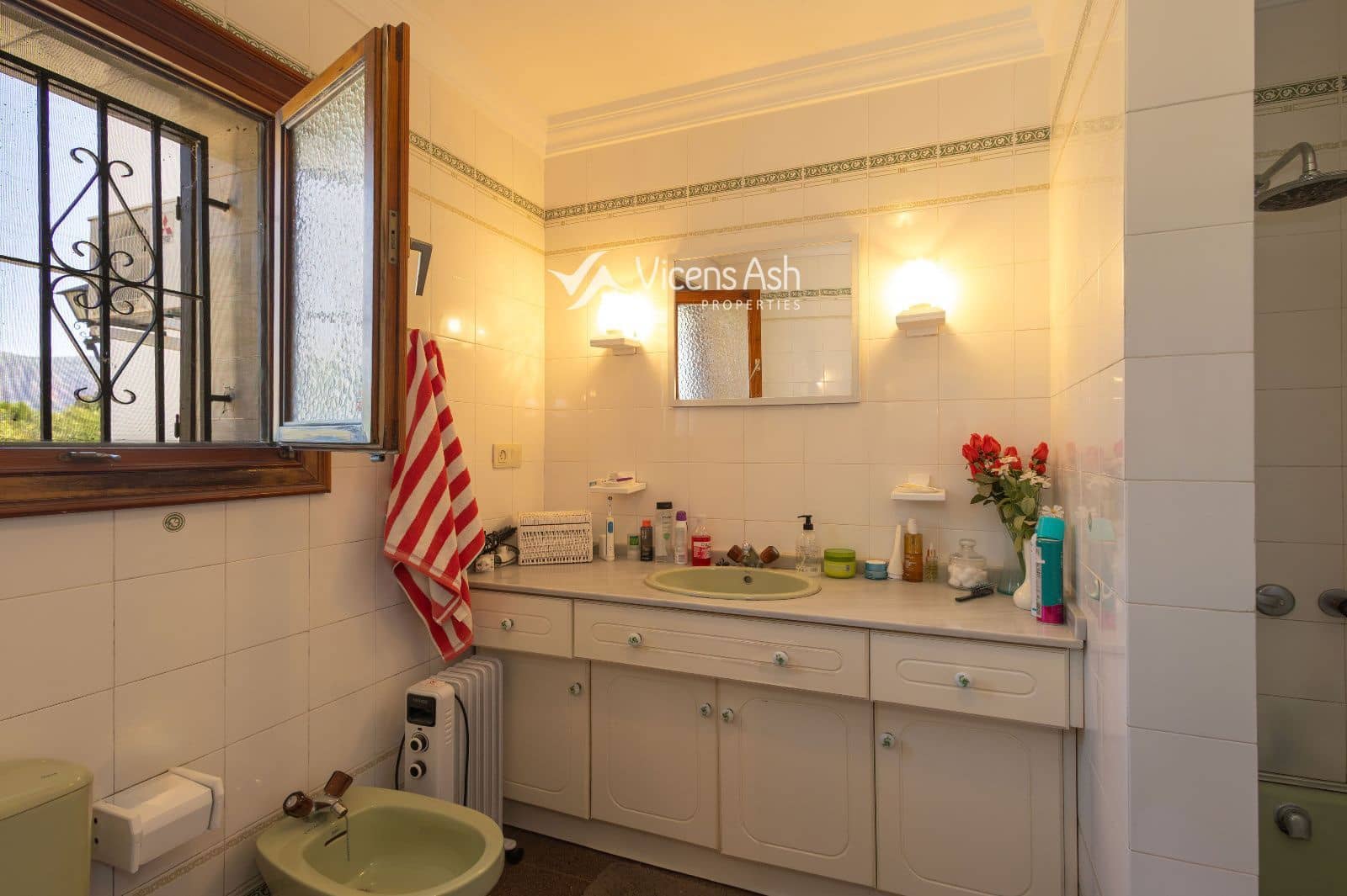 3 quarto Casa em Banda para venda em Gata de Gorgos com piscina garagem - 650 000 € (Ref: 9937143)