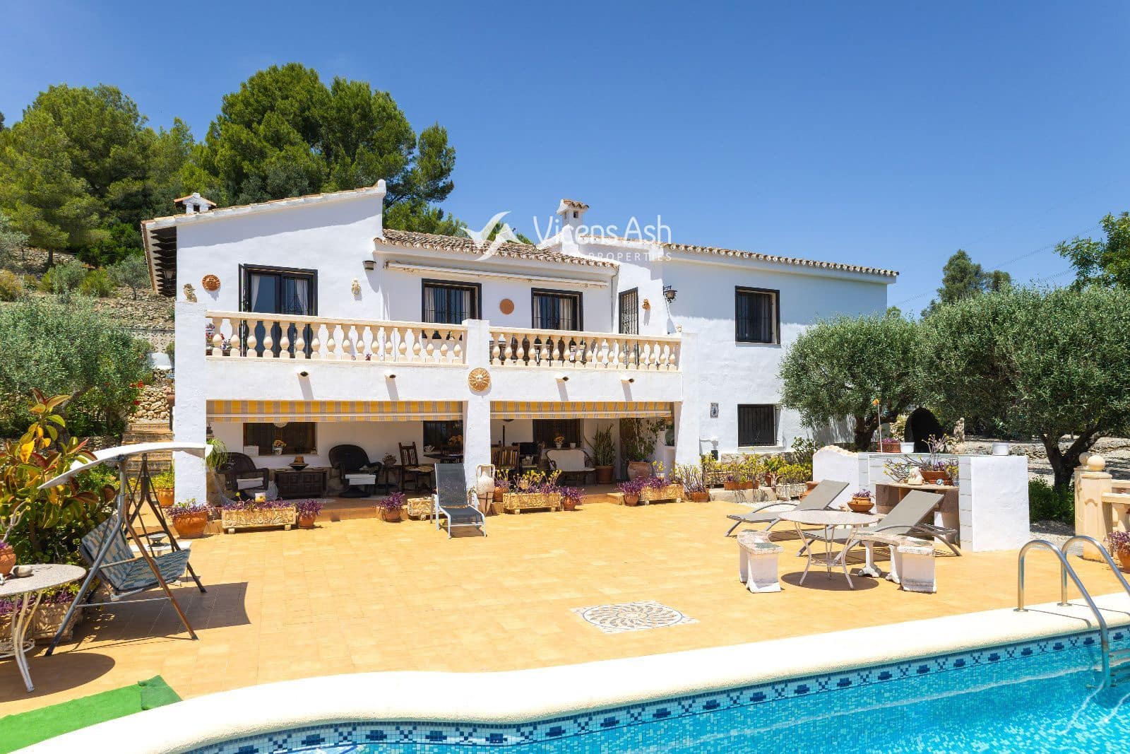 3 quarto Casa em Banda para venda em Gata de Gorgos com piscina garagem - 650 000 € (Ref: 9937143)