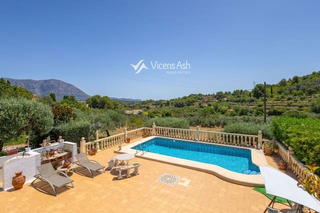 3 quarto Casa em Banda para venda em Gata de Gorgos com piscina garagem - 650 000 € (Ref: 9937143)