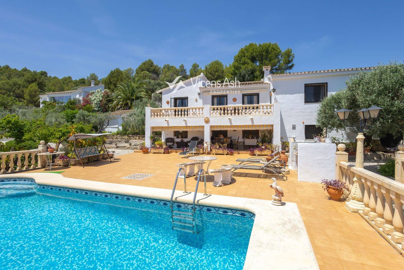 3 quarto Casa em Banda para venda em Gata de Gorgos com piscina garagem - 650 000 € (Ref: 9937143)