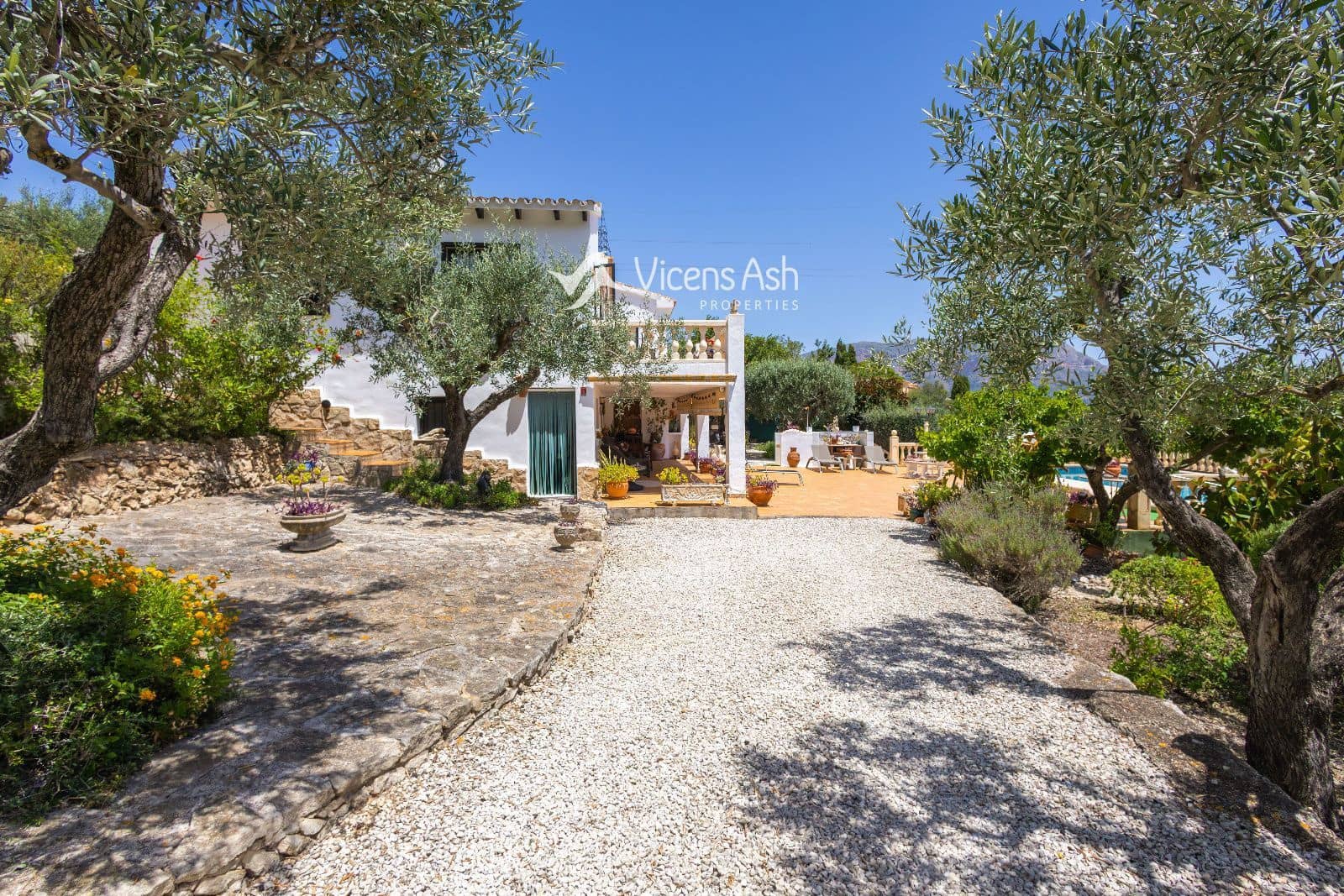 3 quarto Casa em Banda para venda em Gata de Gorgos com piscina garagem - 650 000 € (Ref: 9937143)