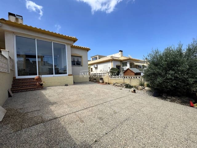 2 soverom Kjedet enebolig til salgs i Castalla med svømmebasseng - € 135 000 (Ref: 9168583)