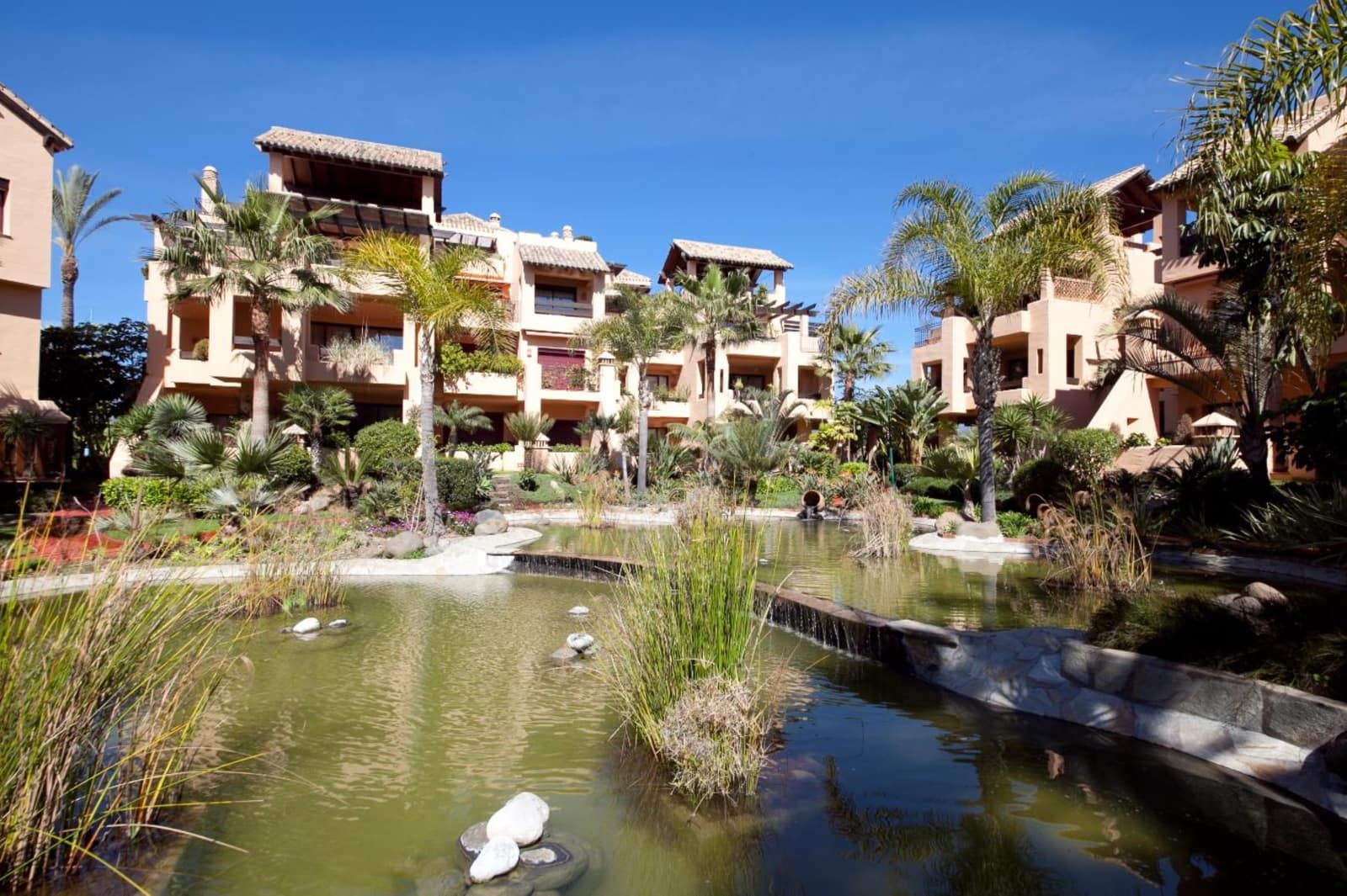 3 camera da letto Appartamento da affittare in Marbella con piscina garage - 3.900 € (Rif: 10021406)