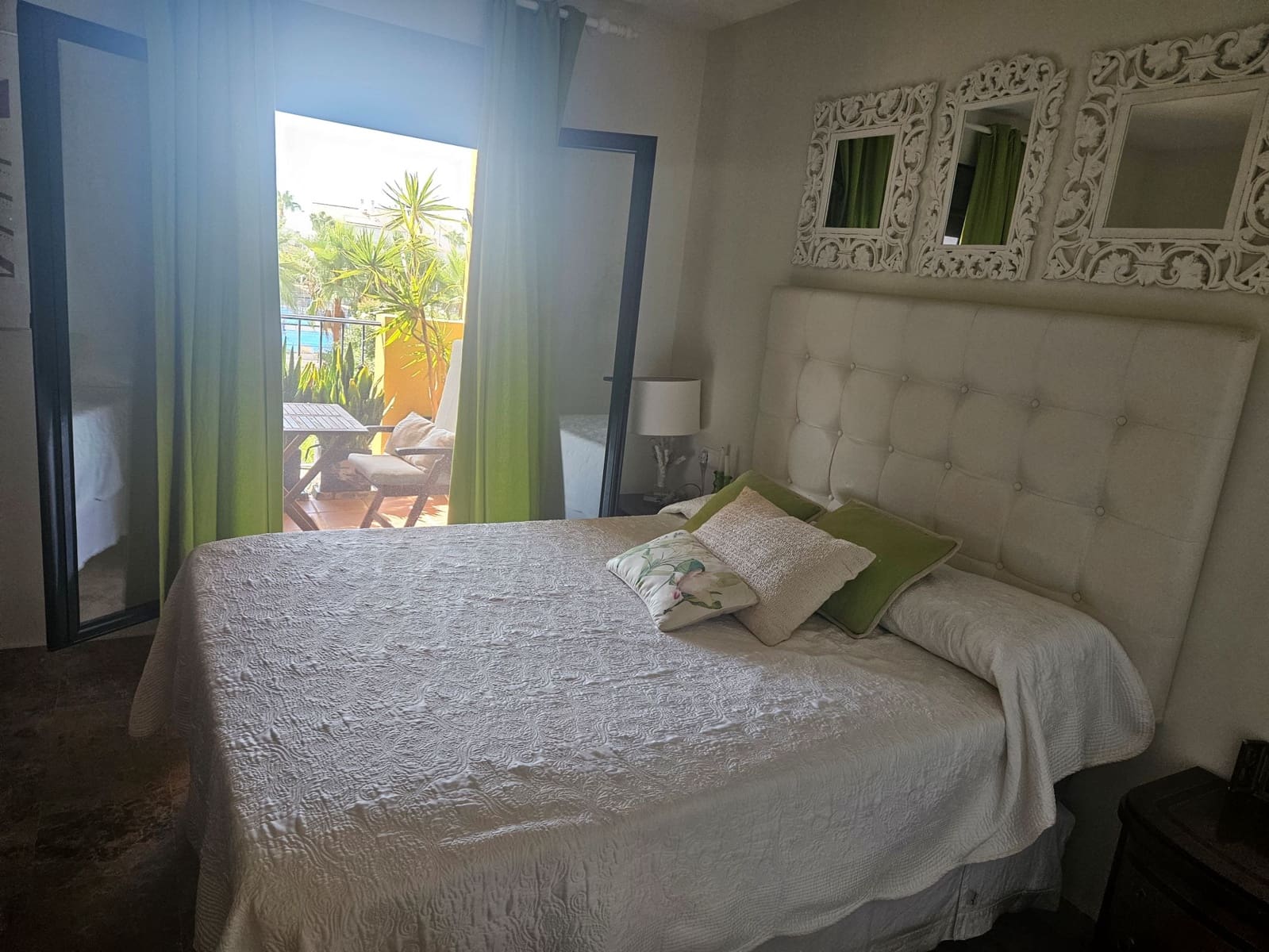 2 slaapkamer Appartement te huur in Marbella met zwembad - € 1.750 (Ref: 10030942)