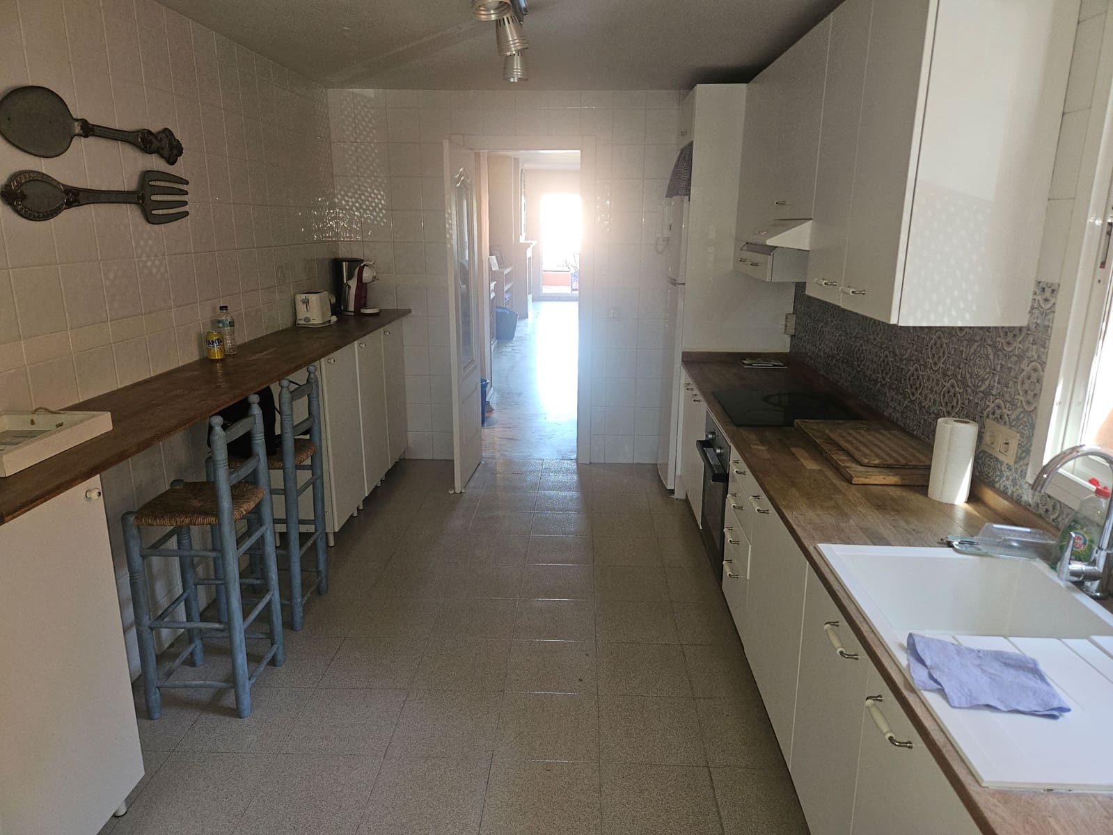Apartamento de 4 habitaciones en Estepona en alquiler con piscina garaje - 3.500 € (Ref: 10031069)