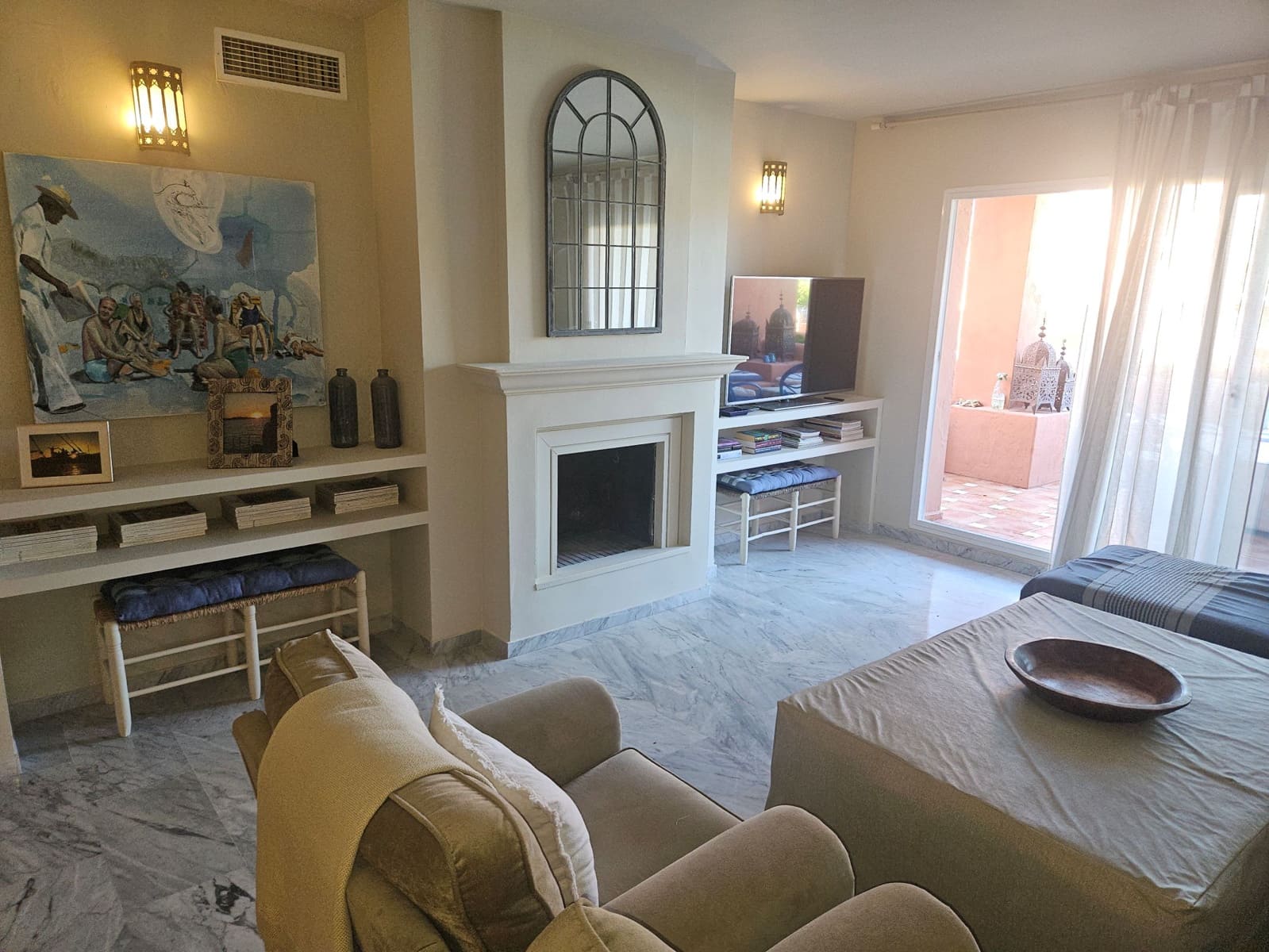 Apartamento de 4 habitaciones en Estepona en alquiler con piscina garaje - 3.500 € (Ref: 10031069)