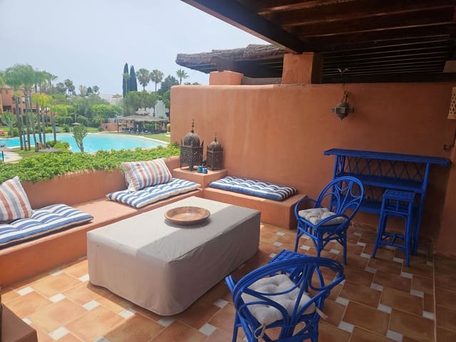 Apartamento de 4 habitaciones en Atalaya-Isdabe, Estepona en alquiler con piscina garaje - 3.500 € (Ref: 10031069)