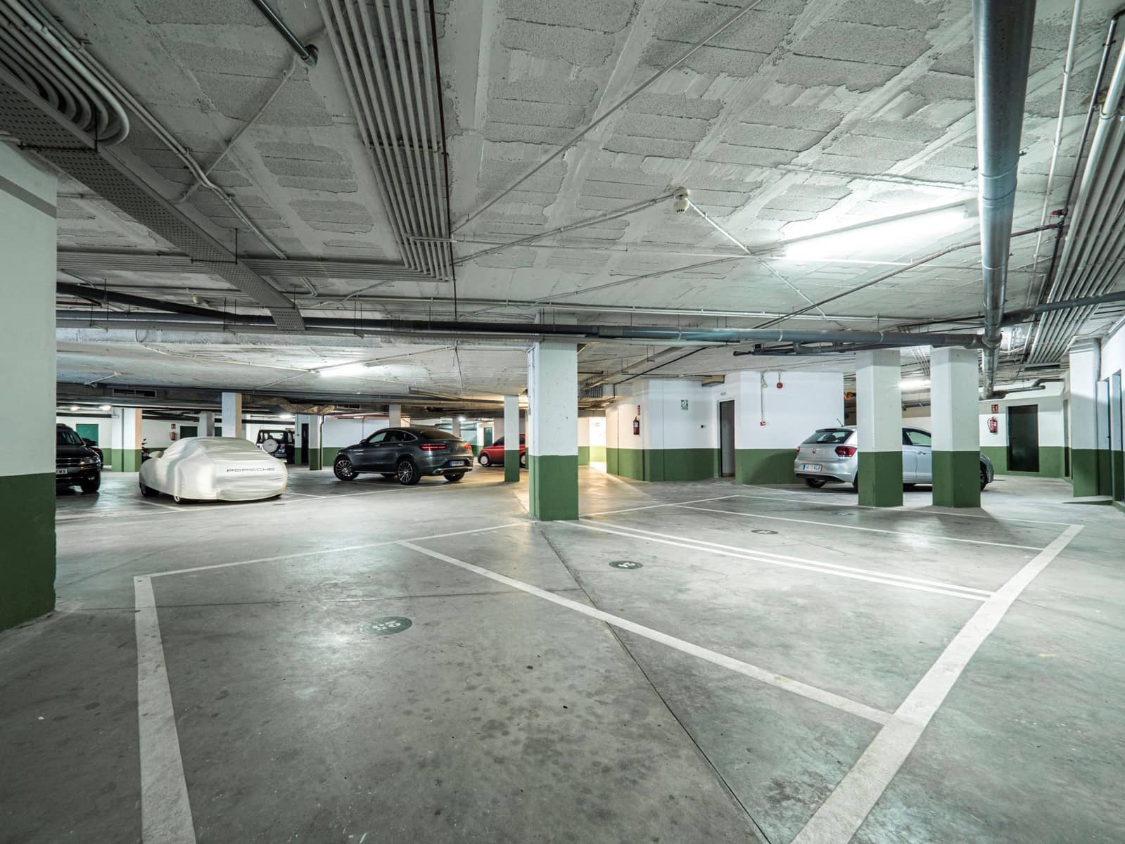 2 soveværelse Lejlighed til salg i Marbella med swimmingpool - € 1.575.000 (Ref: 8277443)