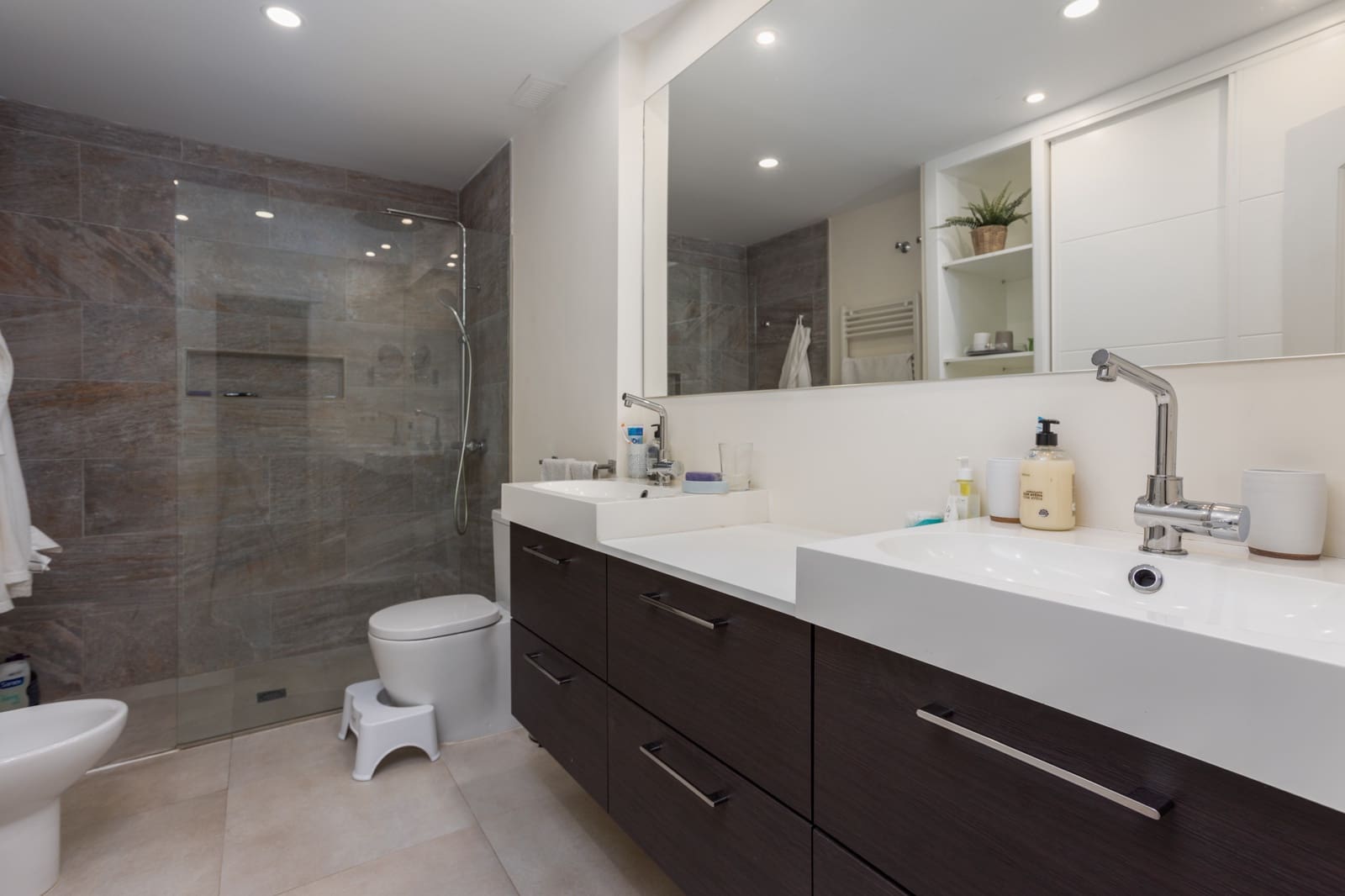 3 soveværelse Lejlighed til leje i San Pedro de Alcantara med swimmingpool garage - € 3.700 (Ref: 8323080)