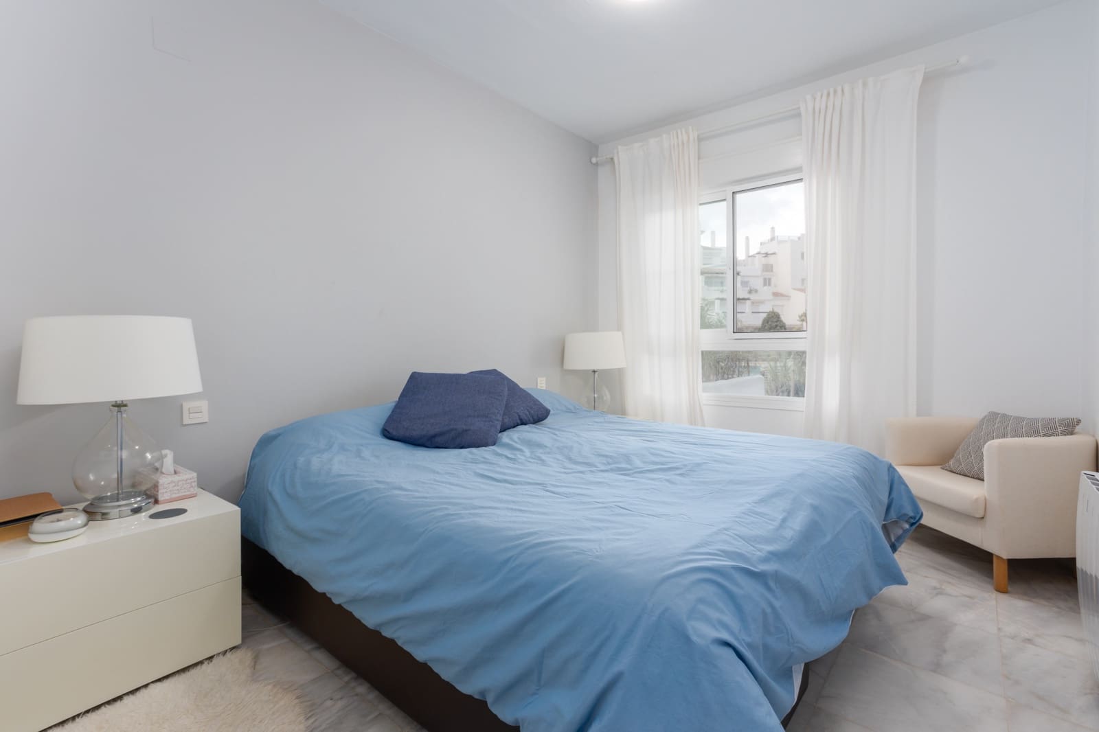 3 soveværelse Lejlighed til leje i San Pedro de Alcantara med swimmingpool garage - € 3.700 (Ref: 8323080)