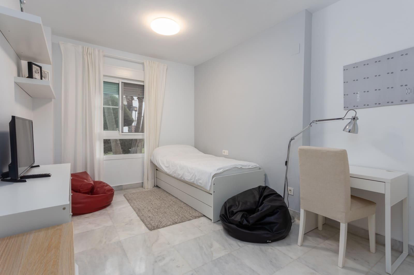 3 soveværelse Lejlighed til leje i San Pedro de Alcantara med swimmingpool garage - € 3.700 (Ref: 8323080)