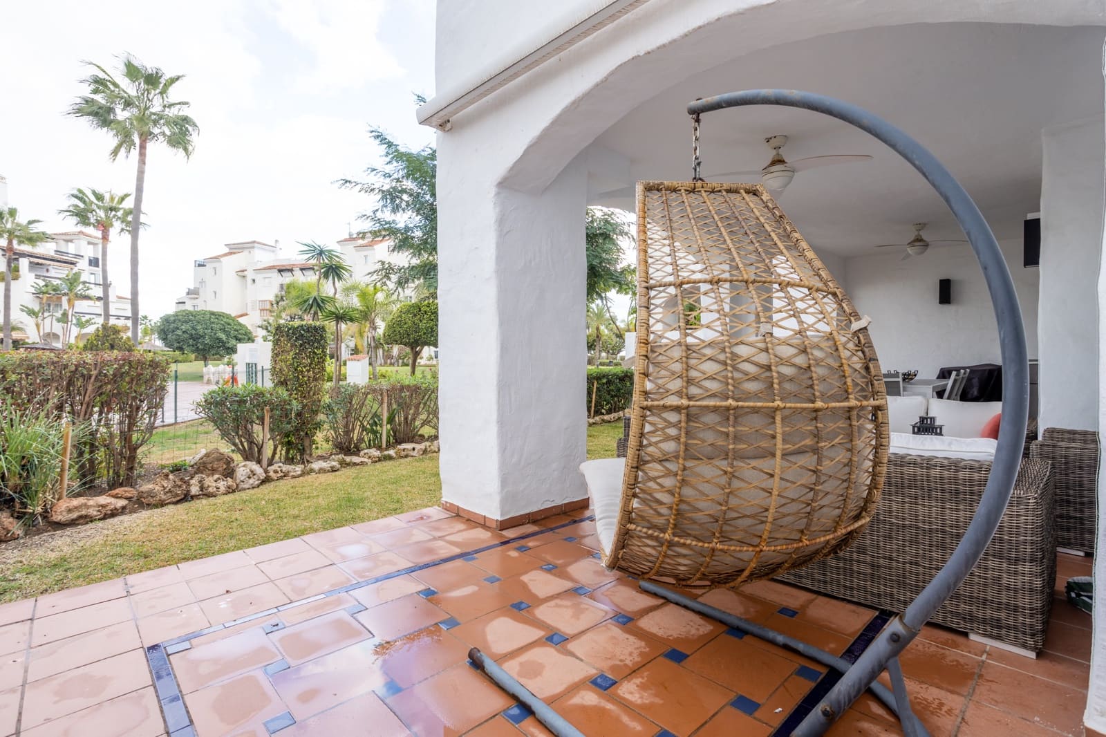 3 soveværelse Lejlighed til leje i San Pedro de Alcantara med swimmingpool garage - € 3.700 (Ref: 8323080)