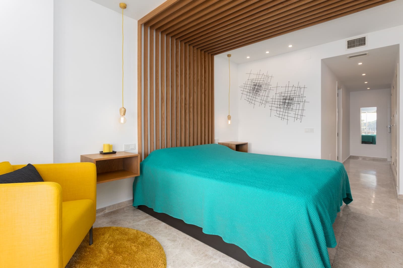 3 soveværelse Lejlighed til leje i Nueva Andalucia med swimmingpool garage - € 3.000 (Ref: 8323279)