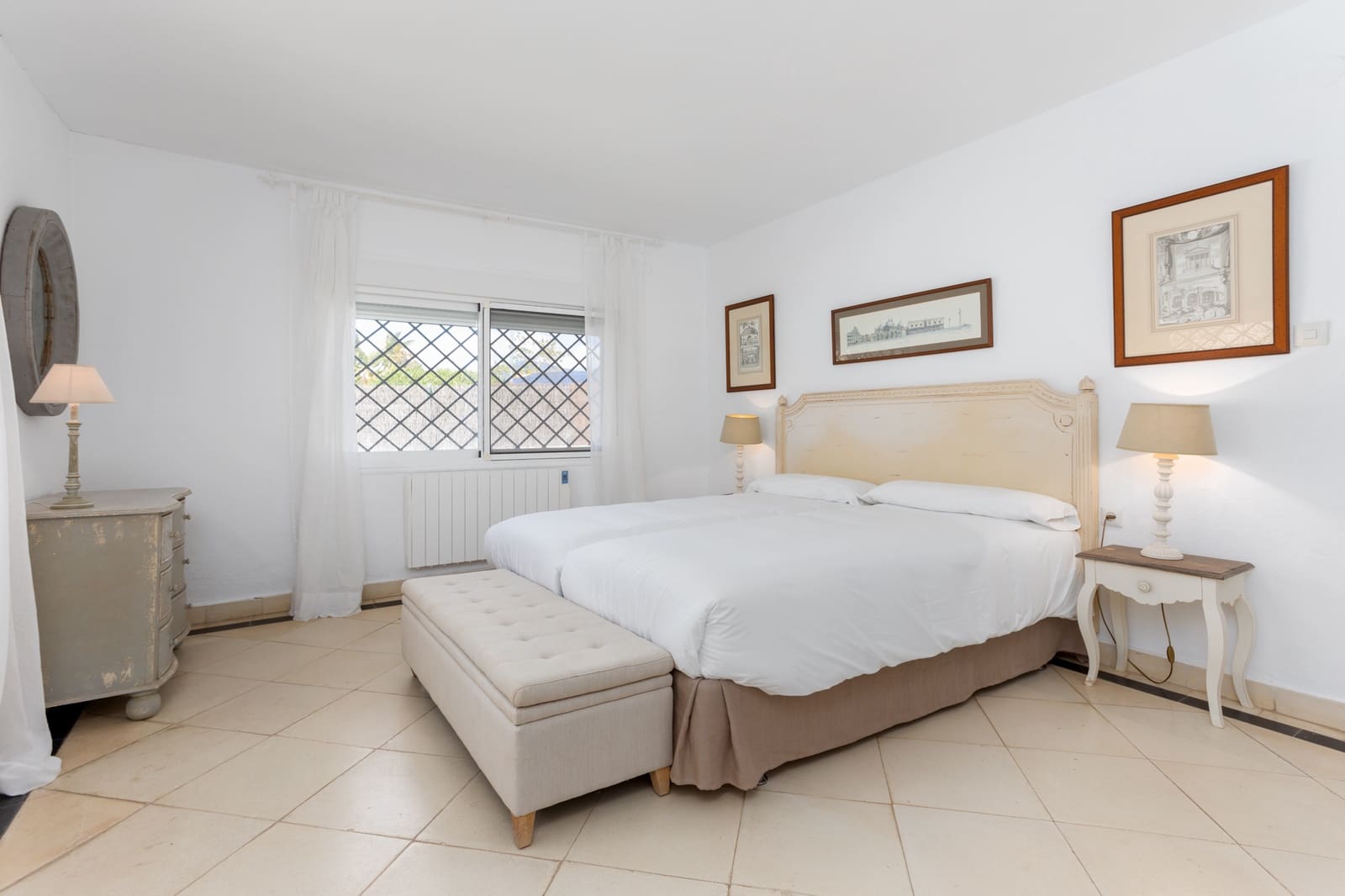 3 bedroom Villa for holiday rental in Guadalmina - € 2,875 (Ref: 8329093)