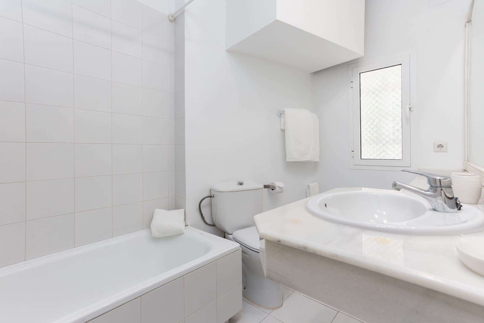 3 bedroom Villa for holiday rental in Guadalmina - € 2,875 (Ref: 8329093)