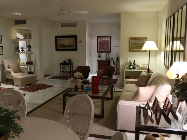 2 soverom Leilighet til leie i La Carolina - Guadalpín, Marbella med svømmebasseng garasje - € 1 850 (Ref: 8343863)