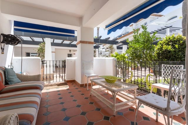 2 soverom Leilighet til leie i Casco Antiguo, Marbella med svømmebasseng garasje - € 2 500 (Ref: 8535527)