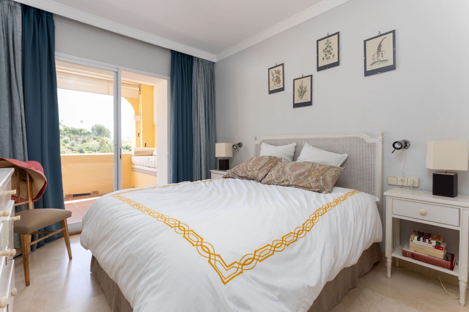 2 quarto Apartamento para venda em Benahavis com piscina garagem - 380 000 € (Ref: 8982821)