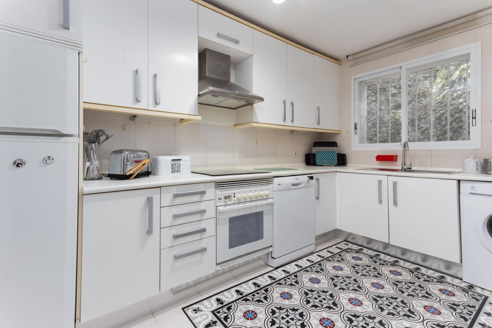 2 quarto Apartamento para venda em Benahavis com piscina garagem - 380 000 € (Ref: 8982821)