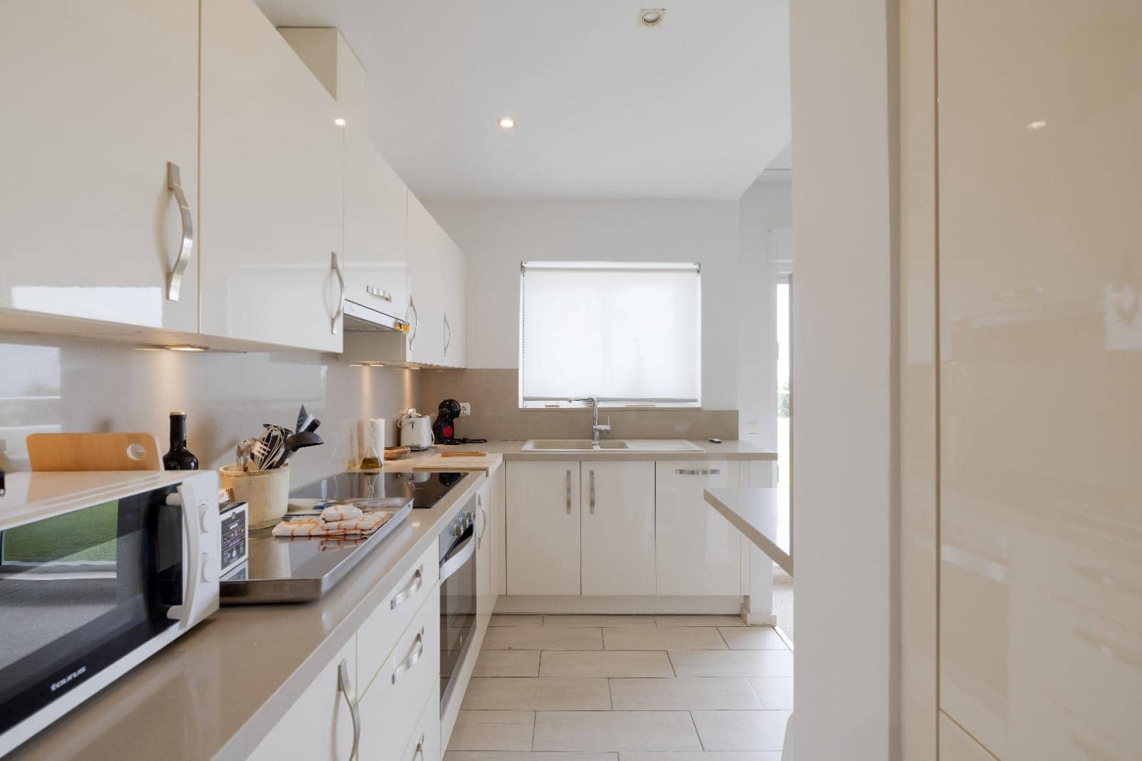 2 soveværelse Lejlighed til leje i Marbella med garage - € 2.100 (Ref: 9185970)