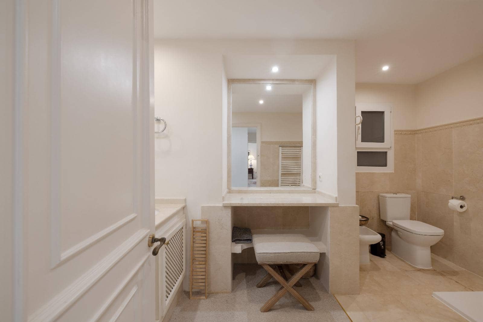 2 soveværelse Lejlighed til leje i Marbella med garage - € 2.100 (Ref: 9185970)