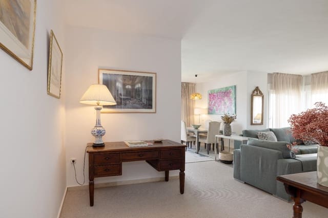 2 soveværelse Lejlighed til leje i Guadalmina Alta, Marbella med garage - € 2.100 (Ref: 9185970)