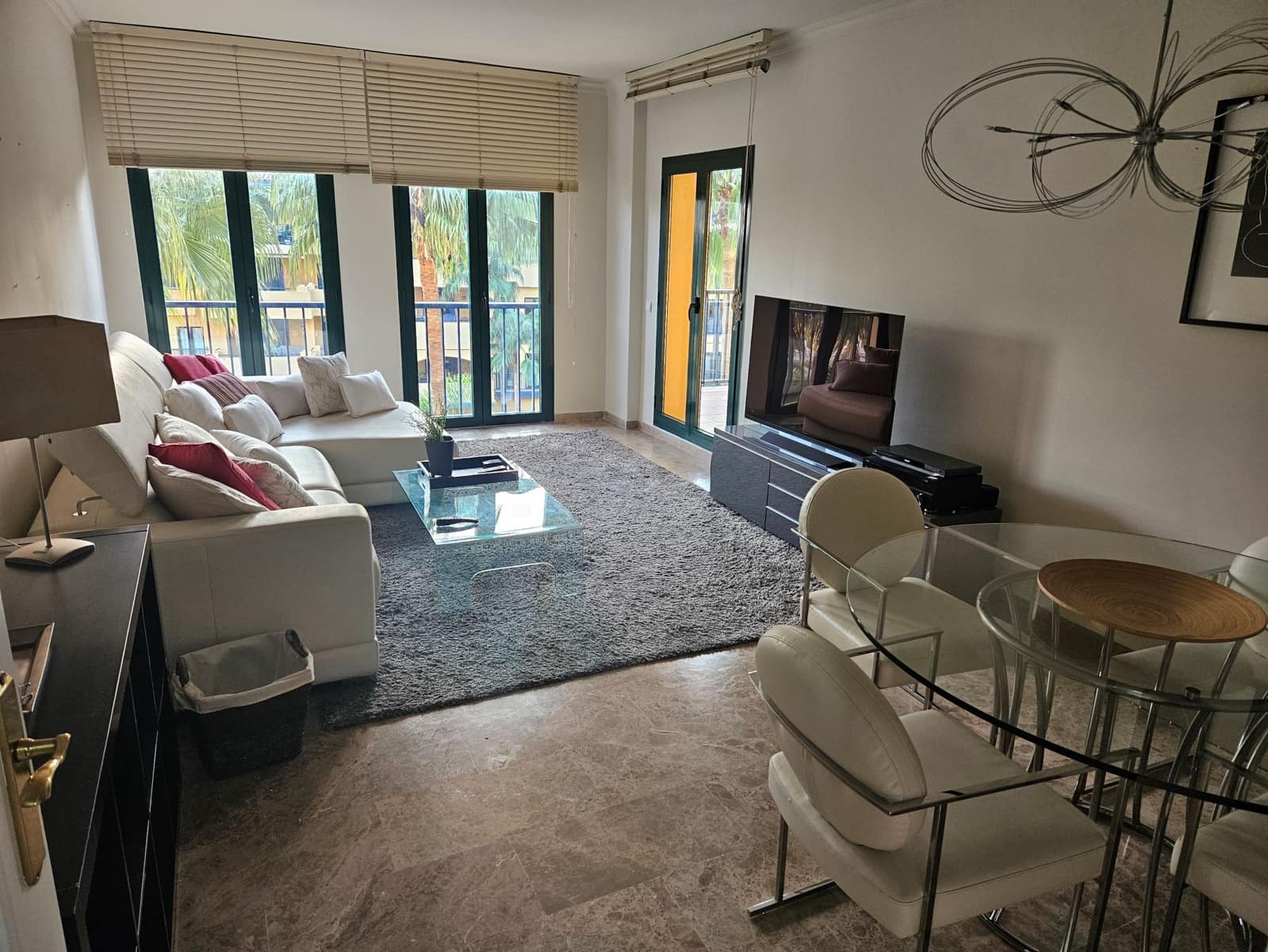 2 sovrum Lägenhet att hyra i Marbella med pool garage - 1 850 € (Ref: 9345352)