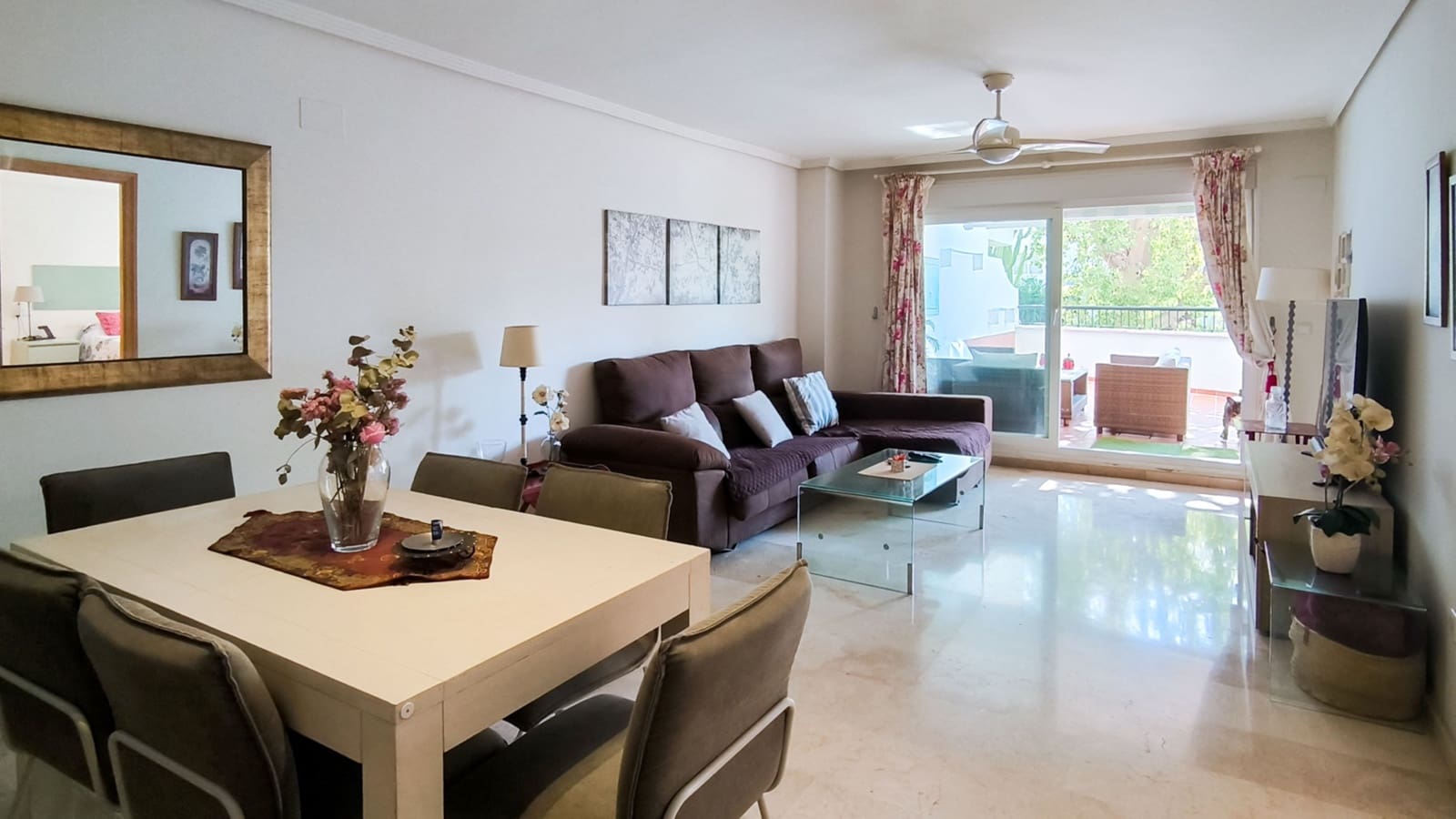 Apartamento de 2 habitaciones en Marbella en venta con piscina garaje - 365.000 € (Ref: 9459501)