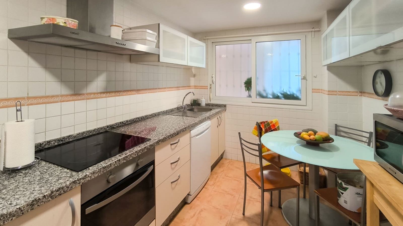 Apartamento de 2 habitaciones en Marbella en venta con piscina garaje - 399.000 € (Ref: 9459660)