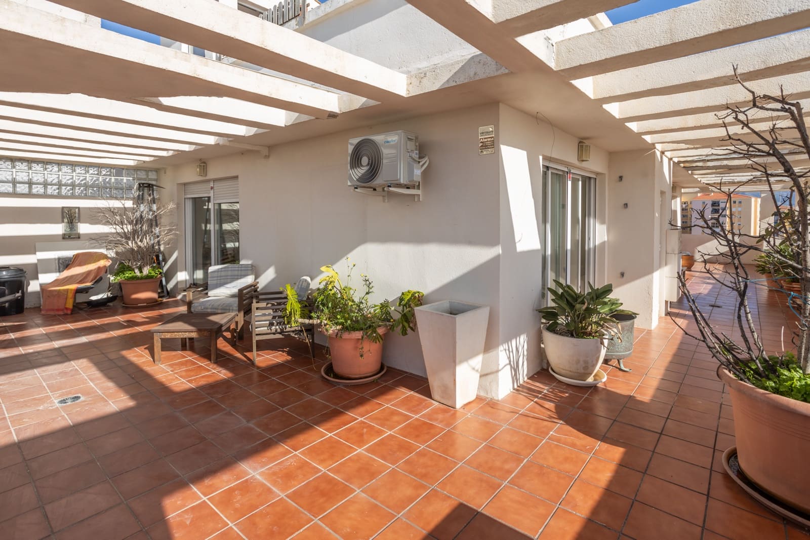 3 Zimmer Penthouse zu verkaufen in Marbella mit Pool Garage - 795.000 € (Ref: 9569622)