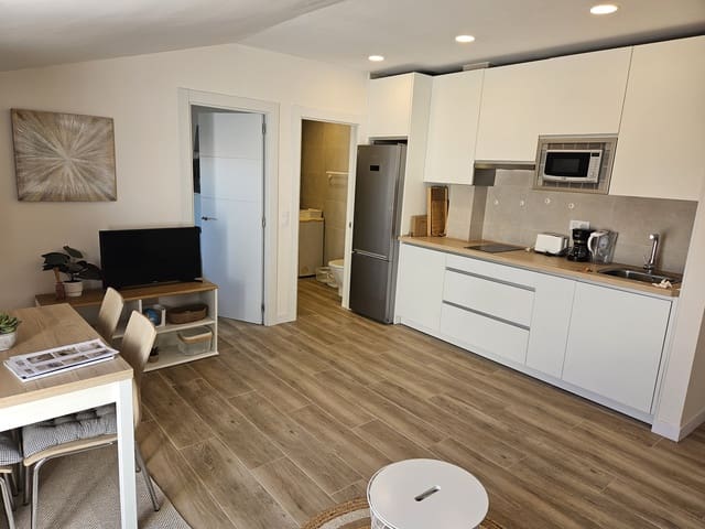 1 bedroom Apartment for sale in La Carolina - Guadalpín, Marbella with pool garage - € 375,000 (Ref: 9631550)