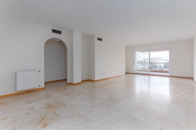 3 bedroom Apartment for sale in San Alberto, Málaga city with pool garage - € 540,000 (Ref: 9720432)