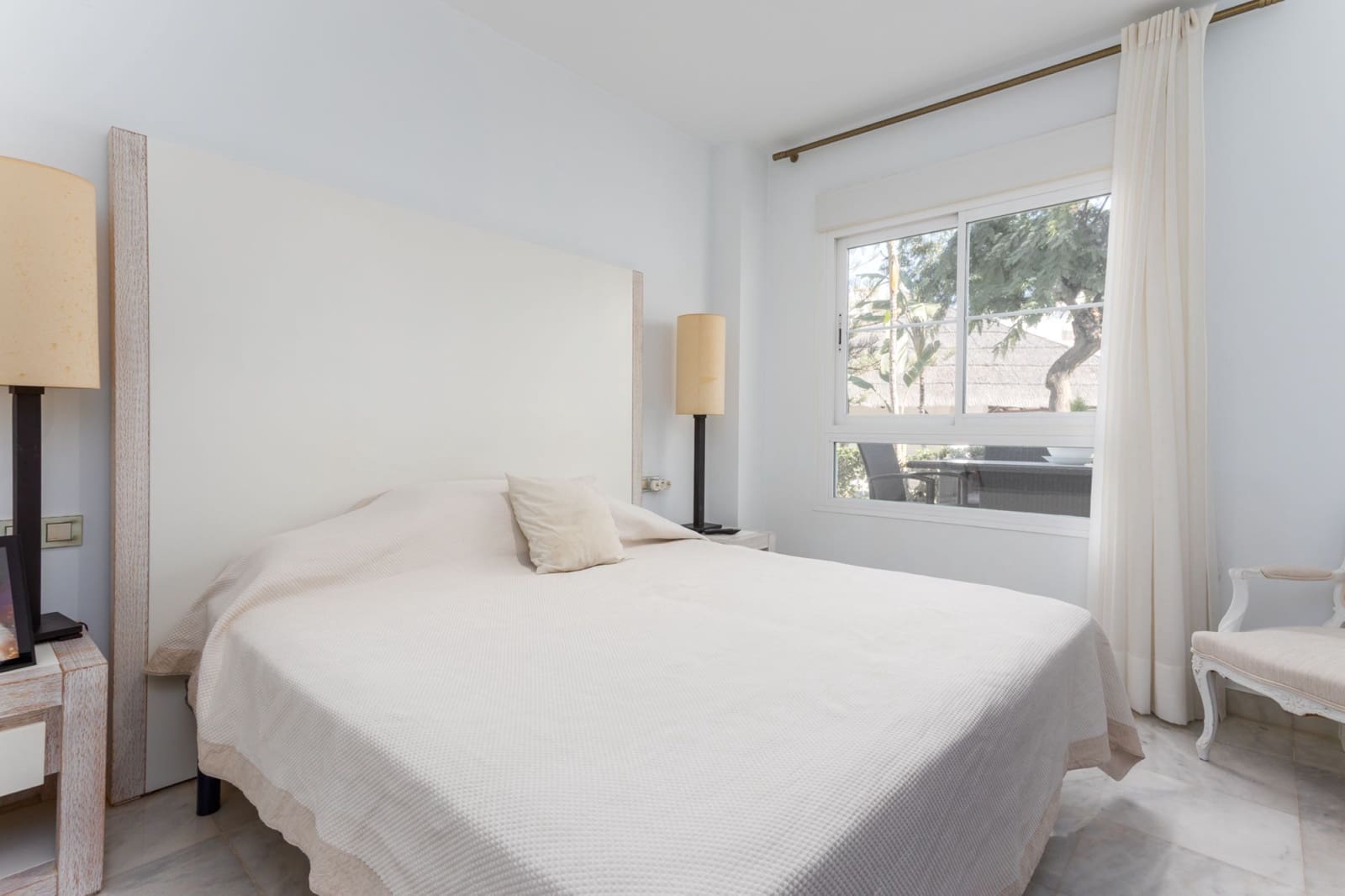 5 soverom Leilighet til salgs i Marbella med svømmebasseng garasje - € 1 950 000 (Ref: 9756409)