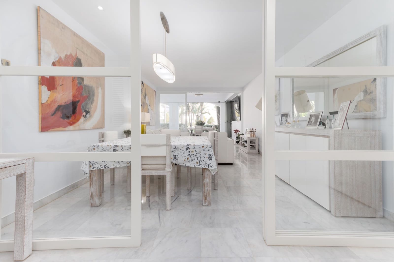 5 soverom Leilighet til salgs i Marbella med svømmebasseng garasje - € 1 950 000 (Ref: 9756409)