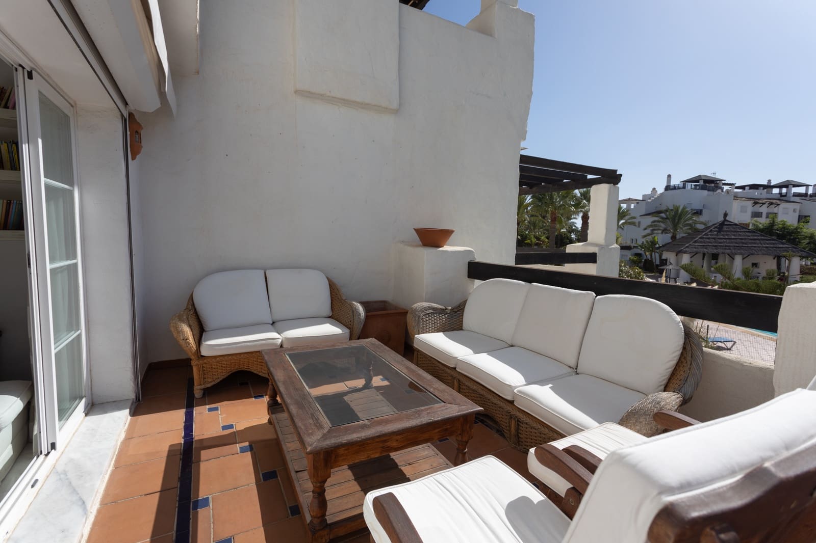 3 sovrum Lägenhet att hyra i Marbella med garage - 3 200 € (Ref: 9778807)