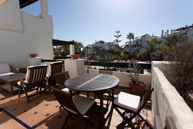 3 sovrum Lägenhet att hyra i Nueva Alcántara, Marbella med garage - 3 200 € (Ref: 9778807)