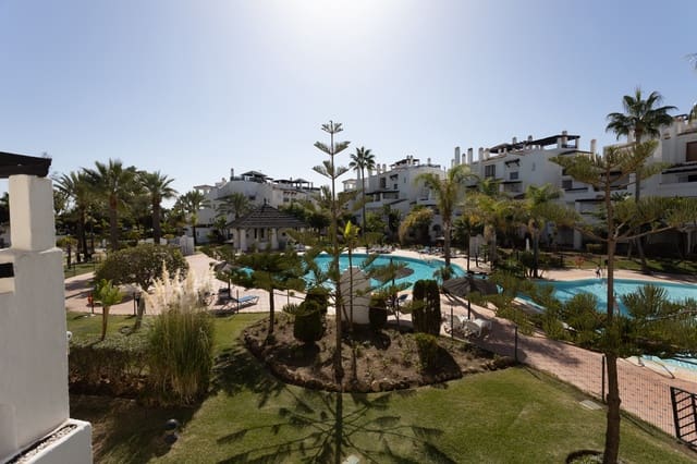 3 sovrum Lägenhet att hyra i Nueva Alcántara, Marbella med garage - 3 200 € (Ref: 9778807)