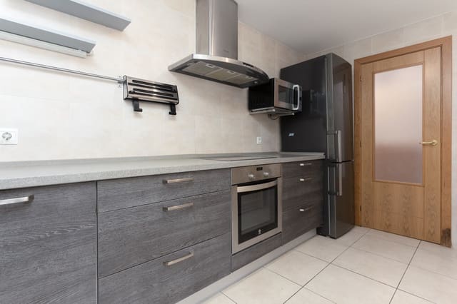 3 bedroom Apartment for sale in Rodeo Alto - Guadaiza - La Campana, Marbella with garage - € 369,000 (Ref: 9788752)