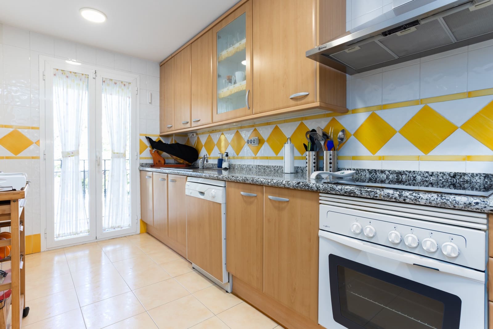 2 quarto Apartamento para venda em Marbella com piscina garagem - 700 000 € (Ref: 9805360)