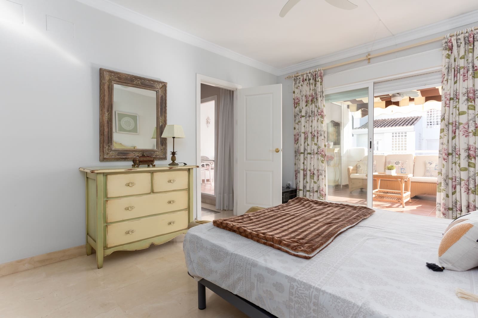 2 quarto Apartamento para venda em Marbella com piscina garagem - 700 000 € (Ref: 9805360)