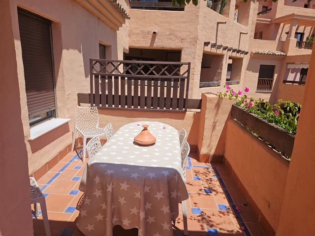 2 sypialnia Apartament do wynajęcia w Atalaya-Isdabe, Estepona z basenem garażem - 1 800 € (Ref: 9874032)