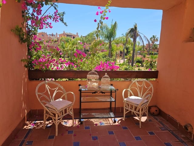 2 sypialnia Apartament do wynajęcia w Atalaya-Isdabe, Estepona z basenem garażem - 1 800 € (Ref: 9874032)