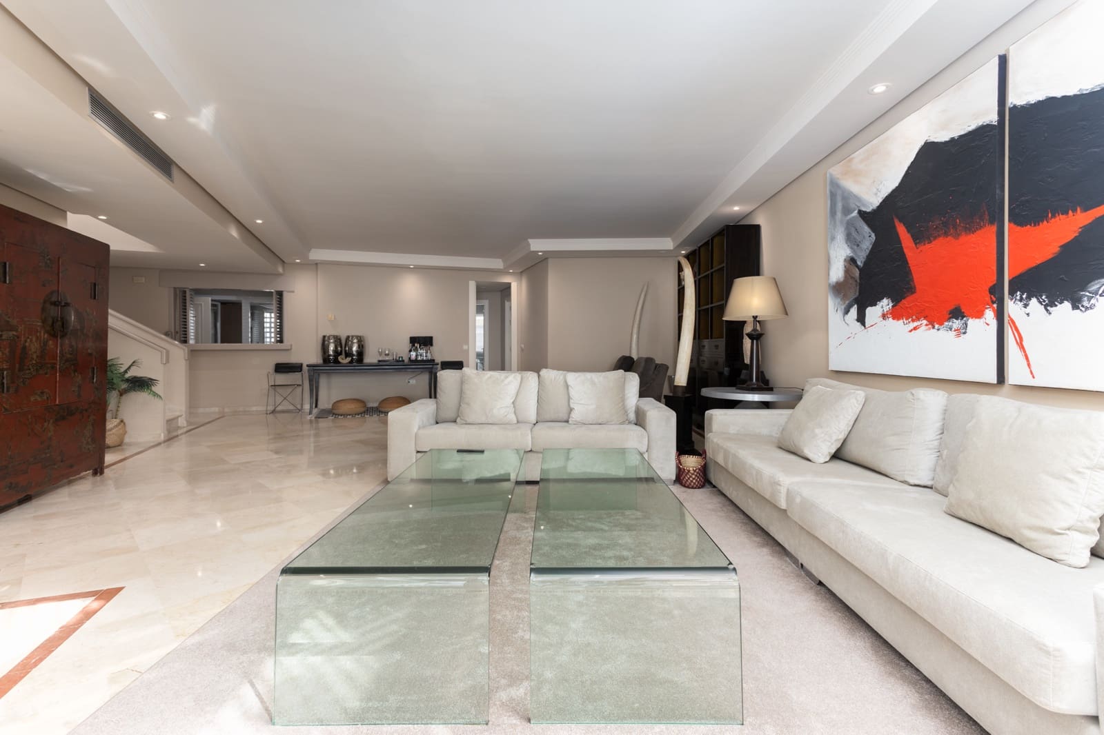 4 slaapkamer Appartement te huur in Estepona met zwembad garage - € 5.500 (Ref: 9921129)