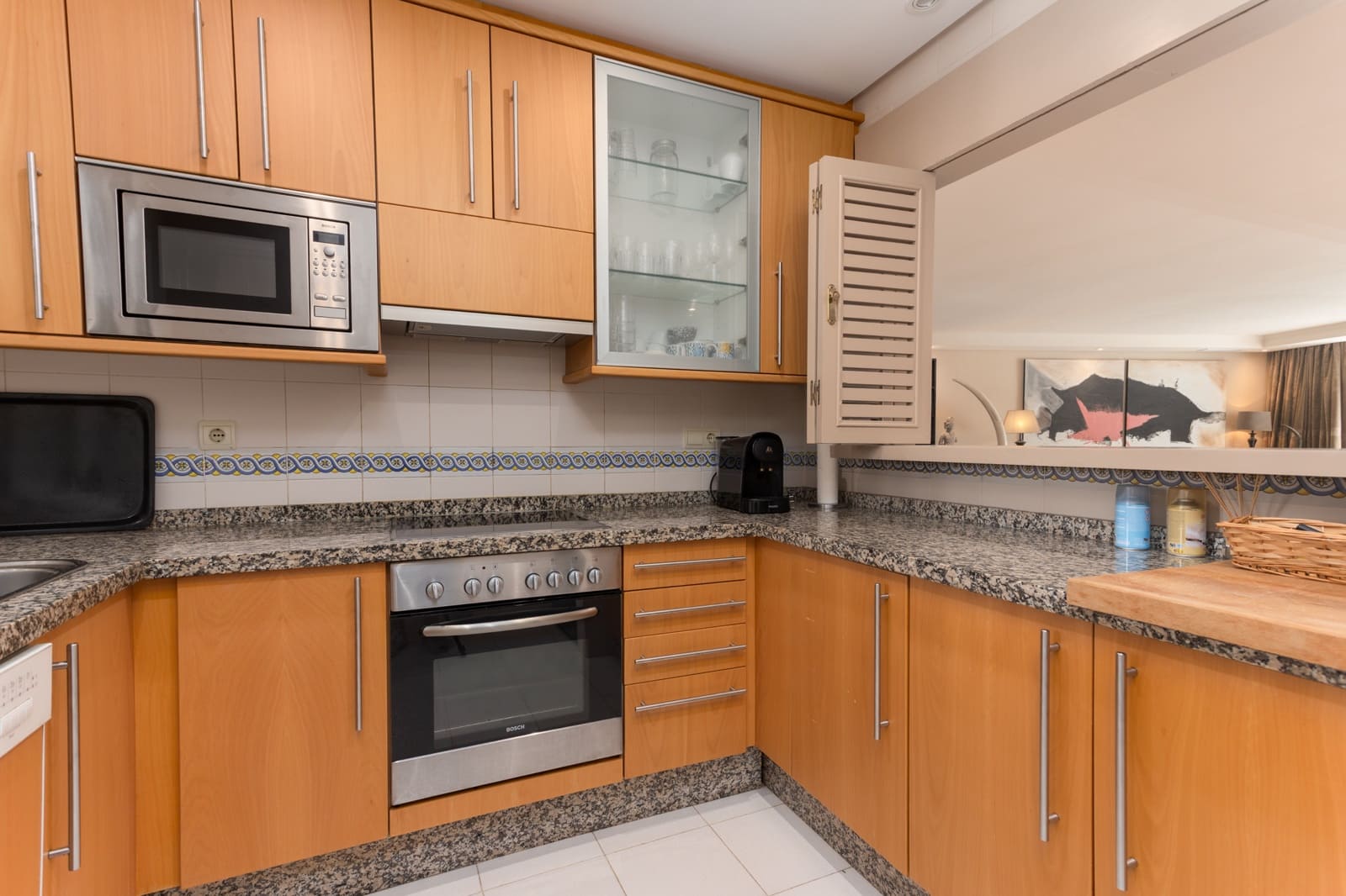 4 slaapkamer Appartement te huur in Estepona met zwembad garage - € 5.500 (Ref: 9921129)