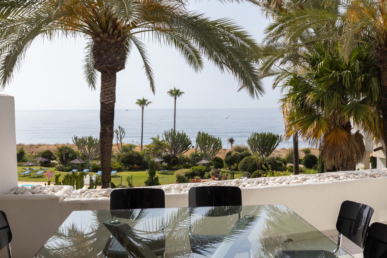 4 slaapkamer Appartement te huur in Estepona met zwembad garage - € 5.500 (Ref: 9921129)