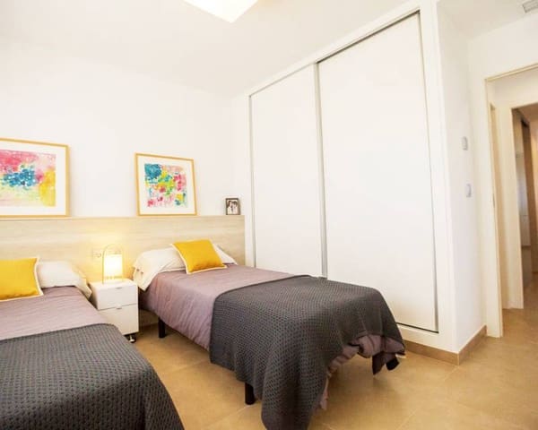 2 soverom Leilighet til salgs i Vistabella, Orihuela med svømmebasseng garasje - € 239 900 (Ref: 5639722)