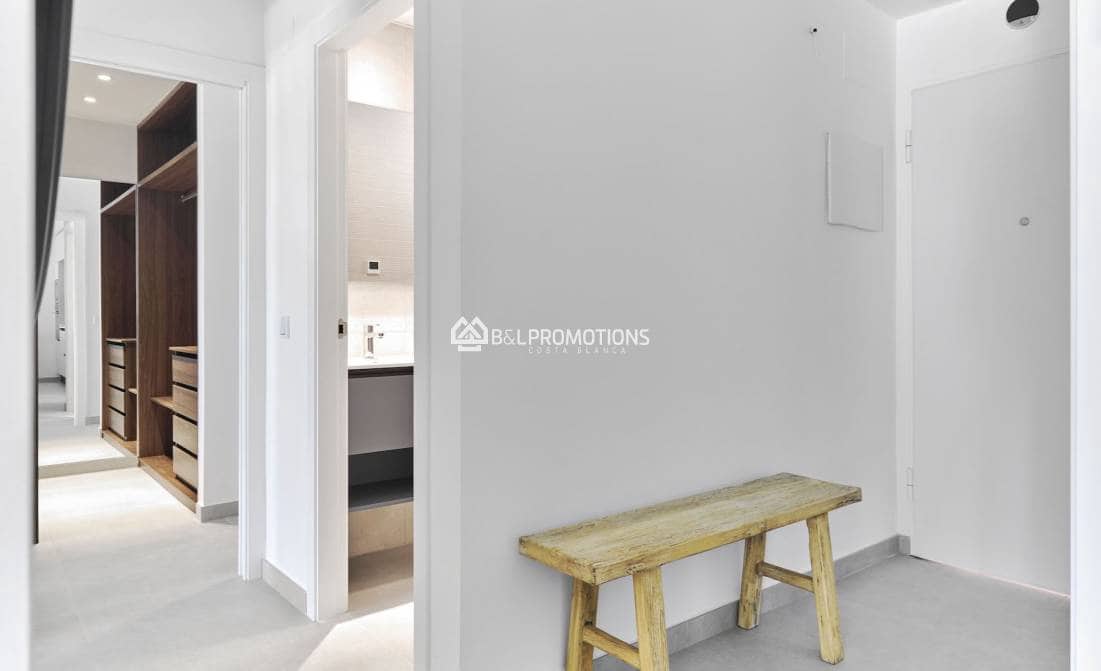 2 bedroom Apartment for sale in Punta Prima with pool garage - € 360,000 (Ref: 6592628)