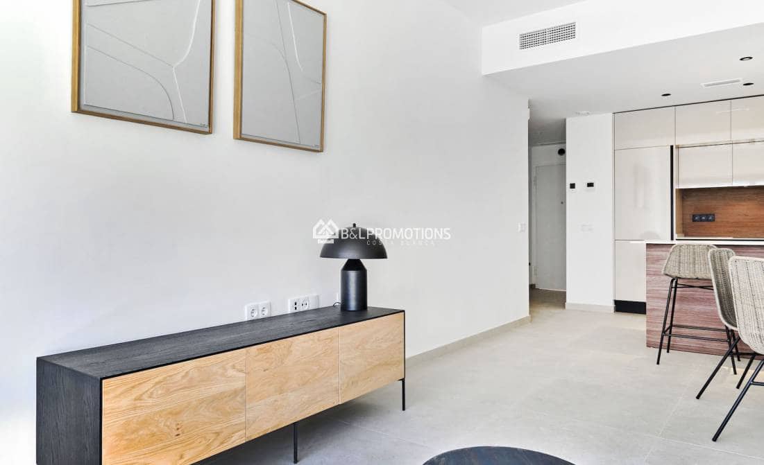 2 bedroom Apartment for sale in Punta Prima with pool garage - € 360,000 (Ref: 6592628)