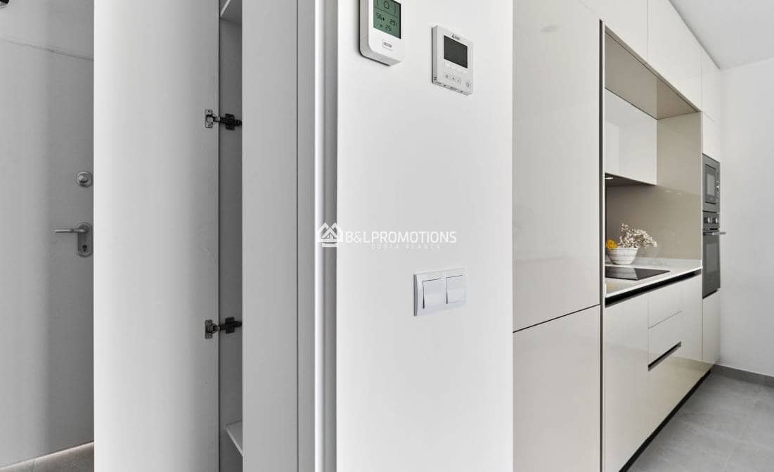 2 bedroom Apartment for sale in Punta Prima with pool garage - € 360,000 (Ref: 6592628)