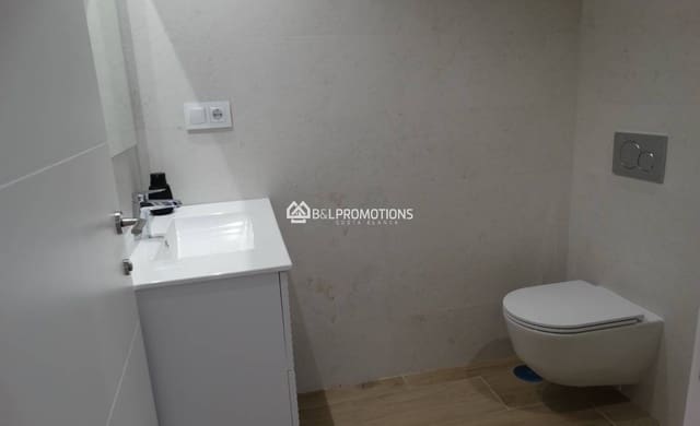 Apartamento de 3 habitaciones en Pilar de la Horadada ciudad, Pilar de la Horadada en venta con piscina garaje - 225.000 € (Ref: 8681115)